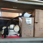 LOTE 413 - 01 LOTE DE MATERIAIS ELÉTRICOS E DIVERSOS. (NO ESTADO) ATENÇÃO! FAZER A VISITAÇÃO ANTES DE ARREMATAR, NÃO SABEMOS SE FUNCIONA. LEILÃO NÃO TEM GARANTIA E NEM DEVOLUÇÃO, SUJEITO A POSSÍVEIS AVARIAS VISÍVEIS/OCULTAS E/OU AUSÊNCIA DE COMPONENTES.