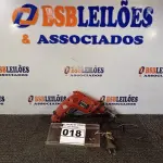 LOTE 018 - 01 PARAFUSADEIRA/FURADEIRA MARCA SCHUZ 220V. (NO ESTADO) ATENÇÃO! FAZER A VISITAÇÃO ANTES DE ARREMATAR, NÃO SABEMOS SE FUNCIONA. LEILÃO NÃO TEM GARANTIA E NEM DEVOLUÇÃO, SUJEITO A POSSÍVEIS AVARIAS VISÍVEIS/OCULTAS E/OU AUSÊNCIA DE COMPONENTES.