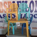LOTE 144 - 01 MESA INFANTIL COM 04 CADEIRAS. (NO ESTADO) ATENÇÃO! FAZER A VISITAÇÃO ANTES DE ARREMATAR, NÃO SABEMOS SE FUNCIONA. LEILÃO NÃO TEM GARANTIA E NEM DEVOLUÇÃO, SUJEITO A POSSÍVEIS AVARIAS VISÍVEIS/OCULTAS E/OU AUSÊNCIA DE COMPONENTES.