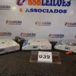 LOTE 039 - 03 BALANÇAS DIGITAL COM AVARIAS. (NO ESTADO) ATENÇÃO! FAZER A VISITAÇÃO ANTES DE ARREMATAR, NÃO SABEMOS SE FUNCIONA. LEILÃO NÃO TEM GARANTIA E NEM DEVOLUÇÃO, SUJEITO A POSSÍVEIS AVARIAS VISÍVEIS/OCULTAS E/OU AUSÊNCIA DE COMPONENTES.