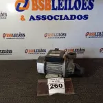 LOTE 260 - 01 MOTO BOMBA 220V. (NO ESTADO) ATENÇÃO! FAZER A VISITAÇÃO ANTES DE ARREMATAR, NÃO SABEMOS SE FUNCIONA. LEILÃO NÃO TEM GARANTIA E NEM DEVOLUÇÃO, SUJEITO A POSSÍVEIS AVARIAS VISÍVEIS/OCULTAS E/OU AUSÊNCIA DE COMPONENTES.