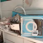 LOTE 389 - 01 LOTE COM CHUVEIROS, LÂMPADAS FLUORESCENTES E DIVERSOS. (NO ESTADO) ATENÇÃO! FAZER A VISITAÇÃO ANTES DE ARREMATAR, NÃO SABEMOS SE FUNCIONA. LEILÃO NÃO TEM GARANTIA E NEM DEVOLUÇÃO, SUJEITO A POSSÍVEIS AVARIAS VISÍVEIS/OCULTAS E/OU AUSÊNCIA DE COMPONENTES.