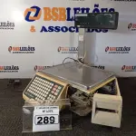 LOTE 289 - 01 BALANÇA COM CAPACIDADE MÁXIMA DE 15 KG MARCA FILIZOLA. (NO ESTADO) ATENÇÃO! FAZER A VISITAÇÃO ANTES DE ARREMATAR, NÃO SABEMOS SE FUNCIONA. LEILÃO NÃO TEM GARANTIA E NEM DEVOLUÇÃO, SUJEITO A POSSÍVEIS AVARIAS VISÍVEIS/OCULTAS E/OU AUSÊNCIA DE COMPONENTES.