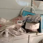 LOTE 389 - 01 LOTE COM CHUVEIROS, LÂMPADAS FLUORESCENTES E DIVERSOS. (NO ESTADO) ATENÇÃO! FAZER A VISITAÇÃO ANTES DE ARREMATAR, NÃO SABEMOS SE FUNCIONA. LEILÃO NÃO TEM GARANTIA E NEM DEVOLUÇÃO, SUJEITO A POSSÍVEIS AVARIAS VISÍVEIS/OCULTAS E/OU AUSÊNCIA DE COMPONENTES.