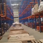 LOTE 494 - 01 DRIVE-IN PARA LOGÍSTICA COM 320 POSIÇÕES PARA 1.000,00 KG CADA POSIÇÃO (NO ESTADO) (RETIRADA EM GOIÂNIA - GO)