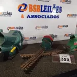 LOTE 355 - 02 APARADORES DE CERCA ELÉTRICA COM AVARIAS E 01 SUCATA DE SOPRADOR. (NO ESTADO) ATENÇÃO! FAZER A VISITAÇÃO ANTES DE ARREMATAR, NÃO SABEMOS SE FUNCIONA. LEILÃO NÃO TEM GARANTIA E NEM DEVOLUÇÃO, SUJEITO A POSSÍVEIS AVARIAS VISÍVEIS/OCULTAS E/OU AUSÊNCIA DE COMPONENTES.
