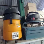 LOTE 268 - 01 MALETA DE FERRAMENTAS VAZIA E 01 ASPIRADOR DE PÓ INCOMPLETO. (NO ESTADO) ATENÇÃO! FAZER A VISITAÇÃO ANTES DE ARREMATAR, NÃO SABEMOS SE FUNCIONA. LEILÃO NÃO TEM GARANTIA E NEM DEVOLUÇÃO, SUJEITO A POSSÍVEIS AVARIAS VISÍVEIS/OCULTAS E/OU AUSÊNCIA DE COMPONENTES.