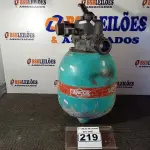 LOTE 219 - 01 FILTRO PARA PISCINA. (NO ESTADO) ATENÇÃO! FAZER A VISITAÇÃO ANTES DE ARREMATAR, NÃO SABEMOS SE FUNCIONA. LEILÃO NÃO TEM GARANTIA E NEM DEVOLUÇÃO, SUJEITO A POSSÍVEIS AVARIAS VISÍVEIS/OCULTAS E/OU AUSÊNCIA DE COMPONENTES.