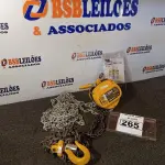 LOTE 265 - 01 TALHA MANUAL DE CORRENTE 1T 5M DE ELEVAÇÃO CSM. (NO ESTADO) ATENÇÃO! FAZER A VISITAÇÃO ANTES DE ARREMATAR, NÃO SABEMOS SE FUNCIONA. LEILÃO NÃO TEM GARANTIA E NEM DEVOLUÇÃO, SUJEITO A POSSÍVEIS AVARIAS VISÍVEIS/OCULTAS E/OU AUSÊNCIA DE COMPONENTES.