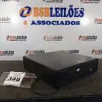 LOTE 348 - 01 CAIXA REGISTRADORA PARA DINHEIRO MANUAL. (NO ESTADO) ATENÇÃO! FAZER A VISITAÇÃO ANTES DE ARREMATAR, NÃO SABEMOS SE FUNCIONA. LEILÃO NÃO TEM GARANTIA E NEM DEVOLUÇÃO, SUJEITO A POSSÍVEIS AVARIAS VISÍVEIS/OCULTAS E/OU AUSÊNCIA DE COMPONENTES.