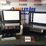 LOTE 234 - 02 IMPRESSORAS, SENDO 01 MARCA HP E 01 MARCA EPSON. (NO ESTADO) ATENÇÃO! FAZER A VISITAÇÃO ANTES DE ARREMATAR, NÃO SABEMOS SE FUNCIONA. LEILÃO NÃO TEM GARANTIA E NEM DEVOLUÇÃO, SUJEITO A POSSÍVEIS AVARIAS VISÍVEIS/OCULTAS E/OU AUSÊNCIA DE COMPONENTES.