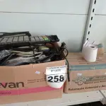 LOTE 258 - 01 TECLADO OPERADOR DE CAIXA MARCA ITAUTEC, 01 CAIXA DE BOBINAS DE AUTOMAÇÃO E CABOS DIVERSOS.  (NO ESTADO) ATENÇÃO! FAZER A VISITAÇÃO ANTES DE ARREMATAR, NÃO SABEMOS SE FUNCIONA. LEILÃO NÃO TEM GARANTIA E NEM DEVOLUÇÃO, SUJEITO A POSSÍVEIS AVARIAS VISÍVEIS/OCULTAS E/OU AUSÊNCIA DE COMPONENTES.