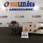 LOTE 391 - 01 TRANSFORMADOR E VARIADOR DE VOLTAGEM E 01 QUADRO ELÉTRICO DE COMANDO. (NO ESTADO) ATENÇÃO! FAZER A VISITAÇÃO ANTES DE ARREMATAR, NÃO SABEMOS SE FUNCIONA. LEILÃO NÃO TEM GARANTIA E NEM DEVOLUÇÃO, SUJEITO A POSSÍVEIS AVARIAS VISÍVEIS/OCULTAS E/OU AUSÊNCIA DE COMPONENTES.