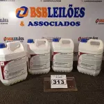 LOTE 313 - 04 GALÕES DE DESINFETANTE PARA INDÚSTRIA ALIMENTÍCIA E AFINS, EXCLUSIVAMENTE PARA USO PROFISSIONAL. CADA GALÃO CONTÉM 5 LITROS. (NO ESTADO) ATENÇÃO! FAZER A VISITAÇÃO ANTES DE ARREMATAR, NÃO SABEMOS SE FUNCIONA. LEILÃO NÃO TEM GARANTIA E NEM DEVOLUÇÃO, SUJEITO A POSSÍVEIS AVARIAS VISÍVEIS/OCULTAS E/OU AUSÊNCIA DE COMPONENTES.
