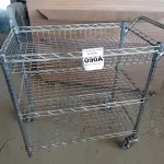 LOTE 090 - 01 CARRINHO PARA COPA COM 03 BANDEJAS E RODINHAS. (NO ESTADO) ATENÇÃO! FAZER A VISITAÇÃO ANTES DE ARREMATAR, NÃO SABEMOS SE FUNCIONA. LEILÃO NÃO TEM GARANTIA E NEM DEVOLUÇÃO, SUJEITO A POSSÍVEIS AVARIAS VISÍVEIS/OCULTAS E/OU AUSÊNCIA DE COMPONENTES.