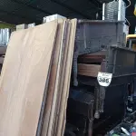 LOTE 386 - 01 LOTE COM GRANDE QUANTIDADE DE CAMAS DE SOLTEIRO EM IMBUIA SEM COLCHÃO. (NO ESTADO) ATENÇÃO! FAZER A VISITAÇÃO ANTES DE ARREMATAR, NÃO SABEMOS SE FUNCIONA. LEILÃO NÃO TEM GARANTIA E NEM DEVOLUÇÃO, SUJEITO A POSSÍVEIS AVARIAS VISÍVEIS/OCULTAS E/OU AUSÊNCIA DE COMPONENTES.