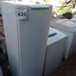 LOTE 435 - 01 GELADEIRA MARCA CONSUL E 01 MÁQUINA DE LAVAR MARCA BRASTEMP PARA RETIRADA DE PEÇAS. (NO ESTADO) ATENÇÃO! FAZER A VISITAÇÃO ANTES DE ARREMATAR, NÃO SABEMOS SE FUNCIONA. LEILÃO NÃO TEM GARANTIA E NEM DEVOLUÇÃO, SUJEITO A POSSÍVEIS AVARIAS VISÍVEIS/OCULTAS E/OU AUSÊNCIA DE COMPONENTES.