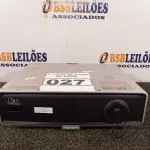 LOTE 027 - 01 RETROPROJETOR MULTIMIDEA MODELO:DS125 MARCA LG 220V. (NO ESTADO) ATENÇÃO! FAZER A VISITAÇÃO ANTES DE ARREMATAR, NÃO SABEMOS SE FUNCIONA. LEILÃO NÃO TEM GARANTIA E NEM DEVOLUÇÃO, SUJEITO A POSSÍVEIS AVARIAS VISÍVEIS/OCULTAS E/OU AUSÊNCIA DE COMPONENTES.