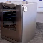 LOTE 031 - 01 LAVA LOUÇAS MARCA ELETROLUX 220V COM DEFEITO NA PORTA. (DISHWASHER) (NO ESTADO) BH1518K