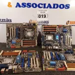 LOTE 019 - 04 PLACAS MÃE COM PROCESSADORES I7 INTEL/XEON. (NO ESTADO) ATENÇÃO! FAZER A VISITAÇÃO ANTES DE ARREMATAR, NÃO SABEMOS SE FUNCIONA. LEILÃO NÃO TEM GARANTIA E NEM DEVOLUÇÃO, SUJEITO A POSSÍVEIS AVARIAS VISÍVEIS/OCULTAS E/OU AUSÊNCIA DE COMPONENTES.