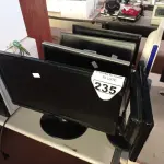 LOTE 235 - 06 MONITORES LCD MARCAS E MODELOS DIVERSOS PARA RETIRADA DE PEÇAS. (NO ESTADO) ATENÇÃO! FAZER A VISITAÇÃO ANTES DE ARREMATAR, NÃO SABEMOS SE FUNCIONA. LEILÃO NÃO TEM GARANTIA E NEM DEVOLUÇÃO, SUJEITO A POSSÍVEIS AVARIAS VISÍVEIS/OCULTAS E/OU AUSÊNCIA DE COMPONENTES.