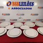 LOTE 201 - 08 PRATOS RASOS E 10 DE SOBREMESA. (NO ESTADO) ATENÇÃO! FAZER A VISITAÇÃO ANTES DE ARREMATAR, NÃO SABEMOS SE FUNCIONA. LEILÃO NÃO TEM GARANTIA E NEM DEVOLUÇÃO, SUJEITO A POSSÍVEIS AVARIAS VISÍVEIS/OCULTAS E/OU AUSÊNCIA DE COMPONENTES.