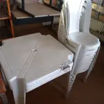 LOTE 260 - 02 JOGOS DE MESAS QUADRADAS DE PLÁSTICO NA COR BRANCA. (NO ESTADO) ATENÇÃO! FAZER A VISITAÇÃO ANTES DE ARREMATAR, NÃO SABEMOS SE FUNCIONA. LEILÃO NÃO TEM GARANTIA E NEM DEVOLUÇÃO, SUJEITO A POSSÍVEIS AVARIAS VISÍVEIS/OCULTAS E/OU AUSÊNCIA DE COMPONENTES.