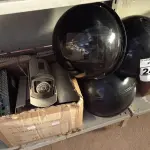 LOTE 248 - 01 LOTE COM CÂMERAS DE SEGURANÇA, 02 DVR PARA RETIRADA DE PEÇAS E 03 SUPORTES DE CÂMERAS DOME. (NO ESTADO) ATENÇÃO! FAZER A VISITAÇÃO ANTES DE ARREMATAR, NÃO SABEMOS SE FUNCIONA. LEILÃO NÃO TEM GARANTIA E NEM DEVOLUÇÃO, SUJEITO A POSSÍVEIS AVARIAS VISÍVEIS/OCULTAS E/OU AUSÊNCIA DE COMPONENTES.