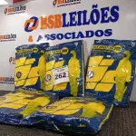 LOTE 262 - 01 LOTE COM 05 MACACÕES VOLH COVERTECH 300 TAMANHO EG NA COR AMARELA. (NOVO) (NO ESTADO) ATENÇÃO! FAZER A VISITAÇÃO ANTES DE ARREMATAR, NÃO SABEMOS SE FUNCIONA. LEILÃO NÃO TEM GARANTIA E NEM DEVOLUÇÃO, SUJEITO A POSSÍVEIS AVARIAS VISÍVEIS/OCULTAS E/OU AUSÊNCIA DE COMPONENTES.