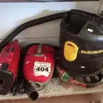 LOTE 404 - 03 ASPIRADORES DE PÓ MARCAS E MODELOS DIVERSOS PARA RETIRADA DE PEÇAS. (NO ESTADO) ATENÇÃO! FAZER A VISITAÇÃO ANTES DE ARREMATAR, NÃO SABEMOS SE FUNCIONA. LEILÃO NÃO TEM GARANTIA E NEM DEVOLUÇÃO, SUJEITO A POSSÍVEIS AVARIAS VISÍVEIS/OCULTAS E/OU AUSÊNCIA DE COMPONENTES.