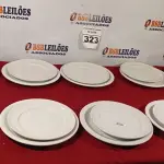 LOTE 323 - 10 PRATOS RASOS E 10 PRATOS DE SOBREMESA. (NO ESTADO) ATENÇÃO! FAZER A VISITAÇÃO ANTES DE ARREMATAR, NÃO SABEMOS SE FUNCIONA. LEILÃO NÃO TEM GARANTIA E NEM DEVOLUÇÃO, SUJEITO A POSSÍVEIS AVARIAS VISÍVEIS/OCULTAS E/OU AUSÊNCIA DE COMPONENTES.