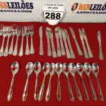 LOTE 288 - 01 LOTE COM 10 GARFOS, 10 FACAS E 10 COLHERES DE SOBREMESA. (NO ESTADO) ATENÇÃO! FAZER A VISITAÇÃO ANTES DE ARREMATAR, NÃO SABEMOS SE FUNCIONA. LEILÃO NÃO TEM GARANTIA E NEM DEVOLUÇÃO, SUJEITO A POSSÍVEIS AVARIAS VISÍVEIS/OCULTAS E/OU AUSÊNCIA DE COMPONENTES.