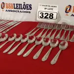 LOTE 328 - 01 LOTE COM 10 GARFOS, 10 FACAS E 10 COLHERES DE SOBREMESA. (NO ESTADO) ATENÇÃO! FAZER A VISITAÇÃO ANTES DE ARREMATAR, NÃO SABEMOS SE FUNCIONA. LEILÃO NÃO TEM GARANTIA E NEM DEVOLUÇÃO, SUJEITO A POSSÍVEIS AVARIAS VISÍVEIS/OCULTAS E/OU AUSÊNCIA DE COMPONENTES.