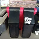LOTE 277 - 01 ACESSÓRIO PARA EXERCÍCIO DE PERNAS E 01 TAPETE PASSADEIRA. (NO ESTADO) ATENÇÃO! FAZER A VISITAÇÃO ANTES DE ARREMATAR, NÃO SABEMOS SE FUNCIONA. LEILÃO NÃO TEM GARANTIA E NEM DEVOLUÇÃO, SUJEITO A POSSÍVEIS AVARIAS VISÍVEIS/OCULTAS E/OU AUSÊNCIA DE COMPONENTES.