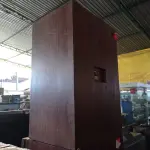 LOTE 227 - 02 CAIXAS DE SOM COLMEIA. (NO ESTADO) ATENÇÃO! FAZER A VISITAÇÃO ANTES DE ARREMATAR, NÃO SABEMOS SE FUNCIONA. LEILÃO NÃO TEM GARANTIA E NEM DEVOLUÇÃO, SUJEITO A POSSÍVEIS AVARIAS VISÍVEIS/OCULTAS E/OU AUSÊNCIA DE COMPONENTES.