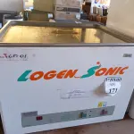 LOTE 171 - 01 LAVADORA ULTRASSÓNICA LOGEN SONIC 220V. (NO ESTADO) ATENÇÃO! FAZER A VISITAÇÃO ANTES DE ARREMATAR, NÃO SABEMOS SE FUNCIONA. LEILÃO NÃO TEM GARANTIA E NEM DEVOLUÇÃO, SUJEITO A POSSÍVEIS AVARIAS VISÍVEIS/OCULTAS E/OU AUSÊNCIA DE COMPONENTES.