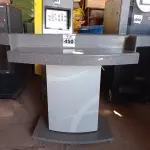 LOTE 450 - 01 BALCÃO CAIXA. (NO ESTADO) ATENÇÃO! FAZER A VISITAÇÃO ANTES DE ARREMATAR, NÃO SABEMOS SE FUNCIONA. LEILÃO NÃO TEM GARANTIA E NEM DEVOLUÇÃO, SUJEITO A POSSÍVEIS AVARIAS VISÍVEIS/OCULTAS E/OU AUSÊNCIA DE COMPONENTES.