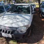 LOTE 025 - 01 FIAT STRADA PICK UP FIRE FLEX; PLACA: JIE-7518; ANO: 2009. CHASSI: 9BD27803MA7190783, RENAVAM: 00166993417; VEÍCULO APRESENTA BARULHO ANORMAL NO MOTOR (CATALIZADOR QUEBRADO) (NO ESTADO)
