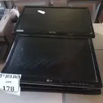 LOTE 178 - 08 MONITORES LCD MARCAS E MODELOS DIVERSOS. (NO ESTADO) ATENÇÃO! FAZER A VISITAÇÃO ANTES DE ARREMATAR, NÃO SABEMOS SE FUNCIONA. LEILÃO NÃO TEM GARANTIA E NEM DEVOLUÇÃO, SUJEITO A POSSÍVEIS AVARIAS VISÍVEIS/OCULTAS E/OU AUSÊNCIA DE COMPONENTES.