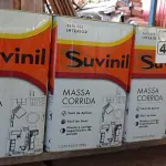 LOTE 425 - 01 LOTE COM 04 LATAS DE MASSA CORRIDA PARA PAREDES INTERIOR CONTENDO 28KG CADA MARCA SUVINIL. (NO ESTADO) ATENÇÃO! FAZER A VISITAÇÃO ANTES DE ARREMATAR, NÃO SABEMOS SE FUNCIONA. LEILÃO NÃO TEM GARANTIA E NEM DEVOLUÇÃO, SUJEITO A POSSÍVEIS AVARIAS VISÍVEIS/OCULTAS E/OU AUSÊNCIA DE COMPONENTES.