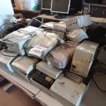 LOTE 183 - 01 LOTE COM DIVERSOS ESTABILIZADORES E IMPRESSORAS NÃO FISCAL. (NO ESTADO) ATENÇÃO! FAZER A VISITAÇÃO ANTES DE ARREMATAR, NÃO SABEMOS SE FUNCIONA. LEILÃO NÃO TEM GARANTIA E NEM DEVOLUÇÃO, SUJEITO A POSSÍVEIS AVARIAS VISÍVEIS/OCULTAS E/OU AUSÊNCIA DE COMPONENTES.