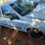 LOTE 008 - 01 RENAULT CLIO AUT1616VS; PLACA: JHM-0627; ANO: 2008. CHASSI: 8A1LB8E058L033341, RENAVAM: 00973873230;(NO ESTADO)