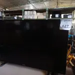 LOTE 127 - 01 TV LED LCD 40’’ MARCA PANASONIC. (NO ESTADO) ATENÇÃO! FAZER A VISITAÇÃO ANTES DE ARREMATAR, NÃO SABEMOS SE FUNCIONA. LEILÃO NÃO TEM GARANTIA E NEM DEVOLUÇÃO, SUJEITO A POSSÍVEIS AVARIAS VISÍVEIS/OCULTAS E/OU AUSÊNCIA DE COMPONENTES.