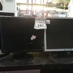 LOTE 187 - 07 MONITORES LCD MARCAS E MODELOS DIVERSOS. (NO ESTADO) ATENÇÃO! FAZER A VISITAÇÃO ANTES DE ARREMATAR, NÃO SABEMOS SE FUNCIONA. LEILÃO NÃO TEM GARANTIA E NEM DEVOLUÇÃO, SUJEITO A POSSÍVEIS AVARIAS VISÍVEIS/OCULTAS E/OU AUSÊNCIA DE COMPONENTES.