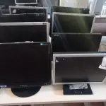 LOTE 196 - 08 MONITORES. (NO ESTADO) ATENÇÃO! FAZER A VISITAÇÃO ANTES DE ARREMATAR, NÃO SABEMOS SE FUNCIONA. LEILÃO NÃO TEM GARANTIA E NEM DEVOLUÇÃO, SUJEITO A POSSÍVEIS AVARIAS VISÍVEIS/OCULTAS E/OU AUSÊNCIA DE COMPONENTES.