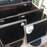 LOTE 150 - 07 MONITORES DIVERSOS. (NO ESTADO) ATENÇÃO! FAZER A VISITAÇÃO ANTES DE ARREMATAR, NÃO SABEMOS SE FUNCIONA. LEILÃO NÃO TEM GARANTIA E NEM DEVOLUÇÃO, SUJEITO A POSSÍVEIS AVARIAS VISÍVEIS/OCULTAS E/OU AUSÊNCIA DE COMPONENTES.