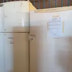 LOTE 191 - 02 GELADEIRAS PARA RETIRADA DE PEÇAS. (NO ESTADO) ATENÇÃO! FAZER A VISITAÇÃO ANTES DE ARREMATAR, NÃO SABEMOS SE FUNCIONA. LEILÃO NÃO TEM GARANTIA E NEM DEVOLUÇÃO, SUJEITO A POSSÍVEIS AVARIAS VISÍVEIS/OCULTAS E/OU AUSÊNCIA DE COMPONENTES.