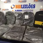 LOTE 135 - 01 LOTE COM 10 BOLSAS/MOCHILAS. (NO ESTADO) ATENÇÃO! FAZER A VISITAÇÃO ANTES DE ARREMATAR, NÃO SABEMOS SE FUNCIONA. LEILÃO NÃO TEM GARANTIA E NEM DEVOLUÇÃO, SUJEITO A POSSÍVEIS AVARIAS VISÍVEIS/OCULTAS E/OU AUSÊNCIA DE COMPONENTES.