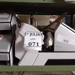LOTE 071 - 06 SCANNERS MARCAS E MODELOS DIVERSOS E 02 FONTES. (NO ESTADO) ATENÇÃO! FAZER A VISITAÇÃO ANTES DE ARREMATAR, NÃO SABEMOS SE FUNCIONA. LEILÃO NÃO TEM GARANTIA E NEM DEVOLUÇÃO, SUJEITO A POSSÍVEIS AVARIAS VISÍVEIS/OCULTAS E/OU AUSÊNCIA DE COMPONENTES.