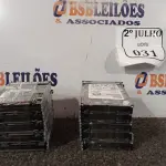 LOTE 031 - 10 HDS  COM GAVETA PARA SERVIDOR. (NO ESTADO) ATENÇÃO! FAZER A VISITAÇÃO ANTES DE ARREMATAR, NÃO SABEMOS SE FUNCIONA. LEILÃO NÃO TEM GARANTIA E NEM DEVOLUÇÃO, SUJEITO A POSSÍVEIS AVARIAS VISÍVEIS/OCULTAS E/OU AUSÊNCIA DE COMPONENTES.